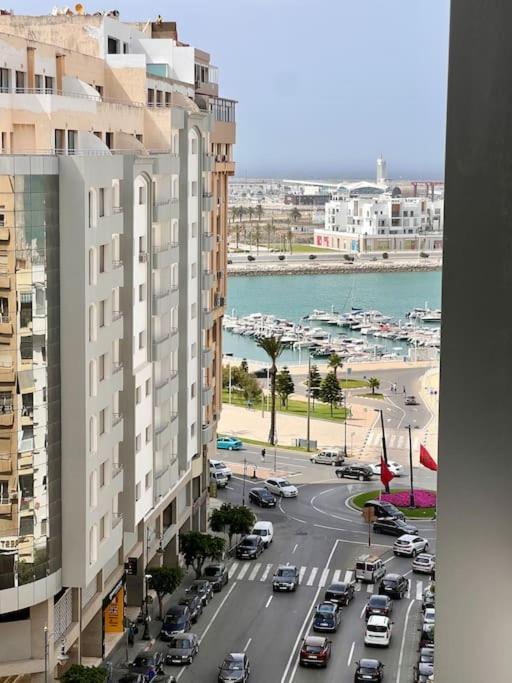 Marina Sea View 81